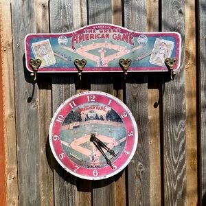 Vintage 2000 Timeworks Inc The Great American Game baseball rack & clock set